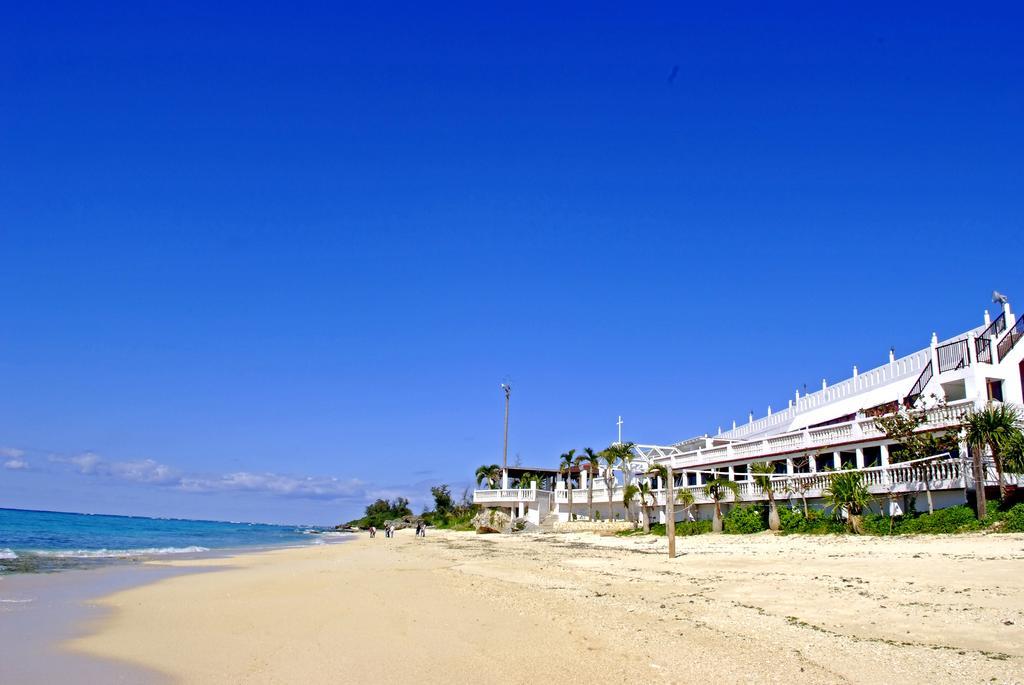 Morimar Resort Hotel Yomitan Exteriör bild