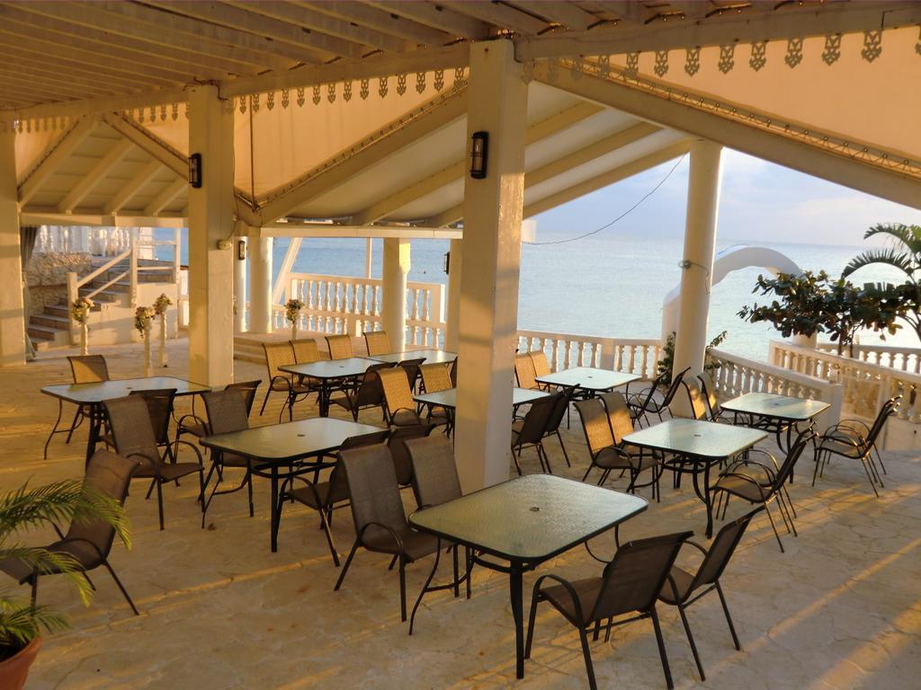 Morimar Resort Hotel Yomitan Exteriör bild